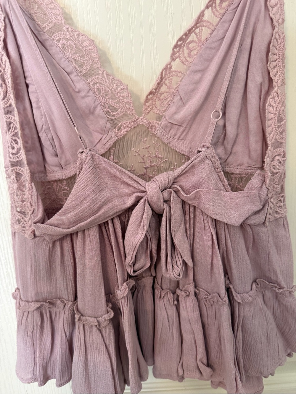 Free People Lace-Trim Adjustable Strap Cami in Lilac - Size Small - Picture 4 of 5